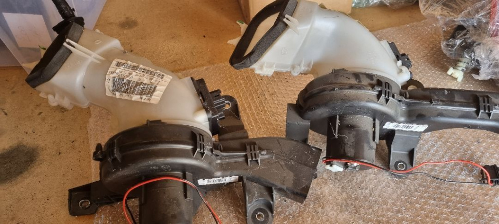 00004 Aeroterma dreapta spate citroen c4 grande picasso 0326556 9650872480