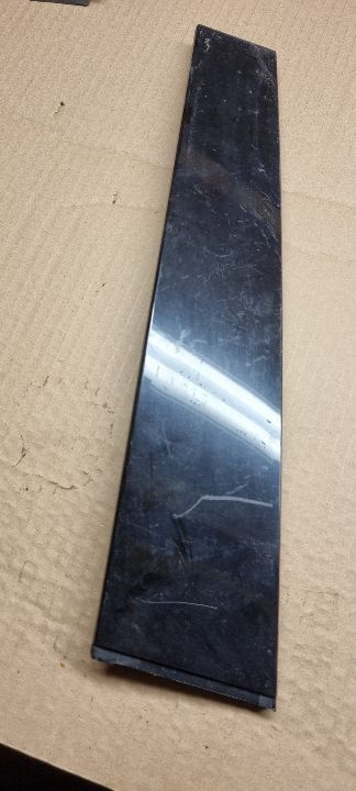 00110 Trim lateral dreapta stalp skoda superb 3T5839902R