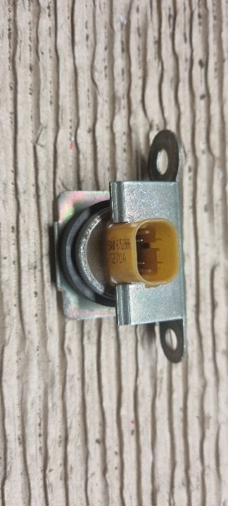 00554 Senzor accelerator esp bmw seria 7 e65 4.4 benz 6752866
