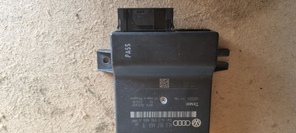 00646 Modul control CAN Gateway audi a6 2.0 tdi 4l0907468b