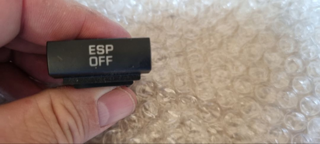 00689 Buton ESP Skoda Octavia 2