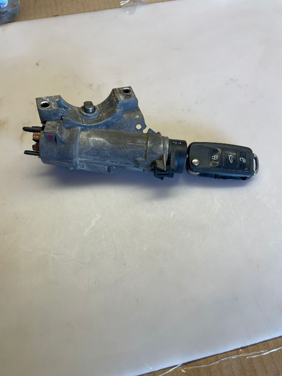 00771 CONTACT CU CHEIE SEAT / SKODA ...COD 4B0905851C