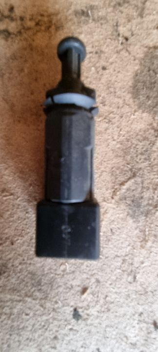 00822 Comutator lumini frana dacia 414986