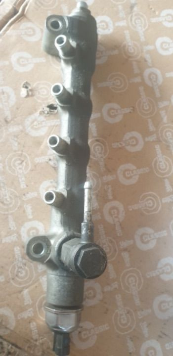 01019 Rampa injectoare Opel Astra H 1.7Cdti