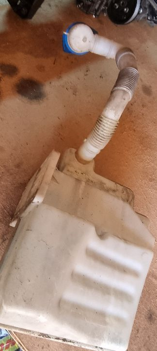 01121 Vas apa stropitori parbriz skoda octavia 2 fl 1k0955453 q/r/s