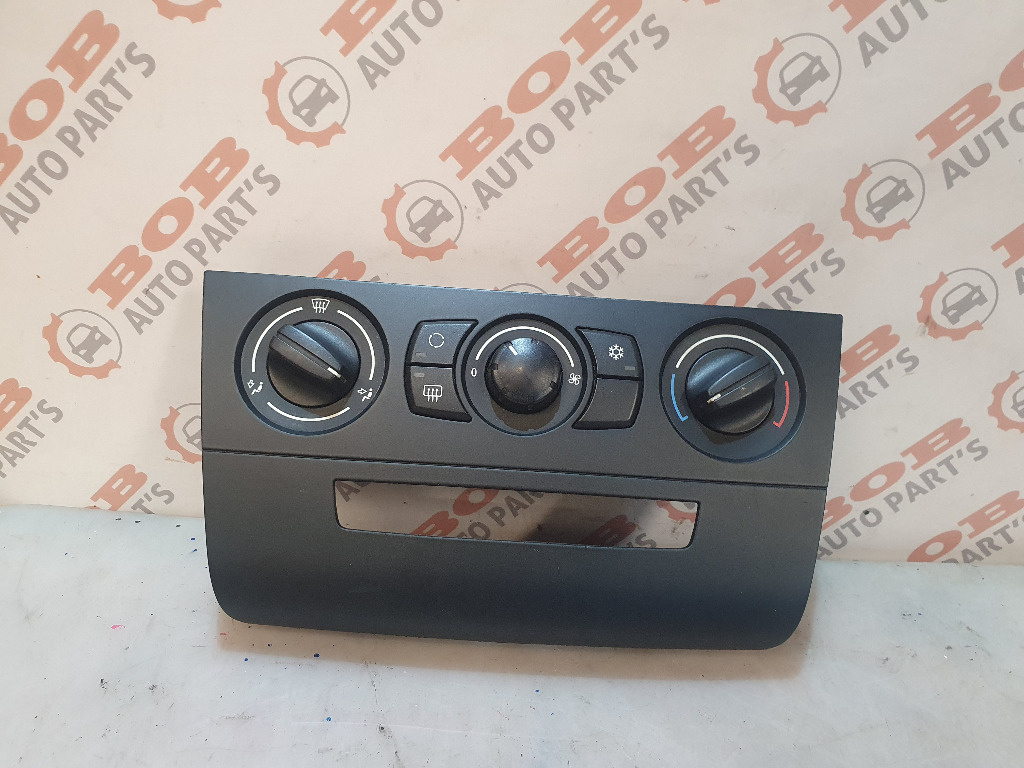 0145 PANOU VENTILATIE AC + TRIM BMW E81 E87 698806401