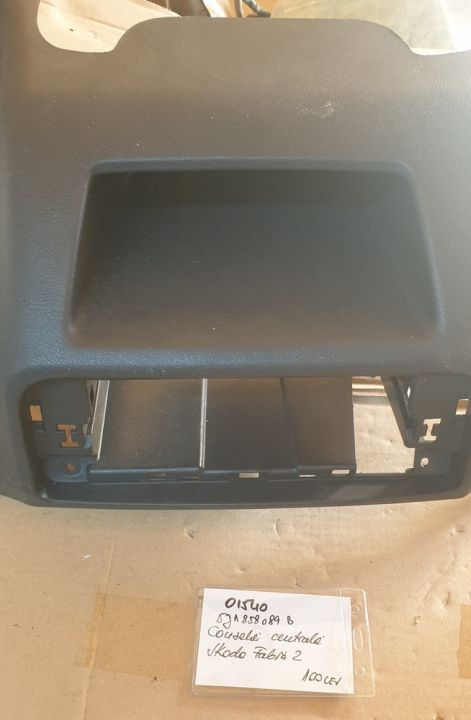 01540 Consola centrala Skoda Fabia 2 5JA858089B