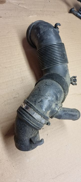 01573 06046 Furtun tub intercooler Volkswagen 3C0129654M