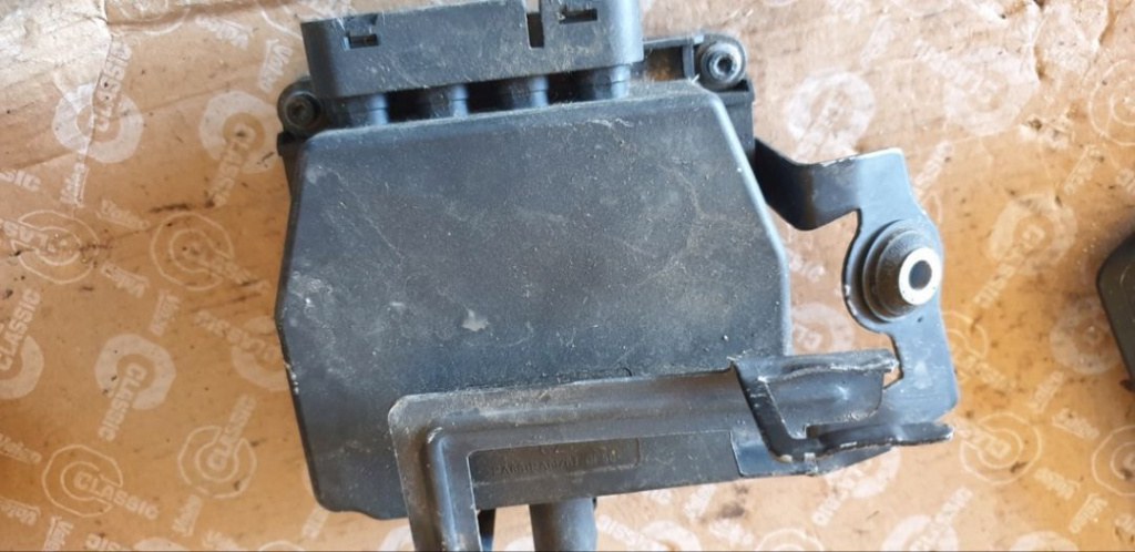 01594 Grup vacuum 1.9 tdi Skoda 1K0906279B 04861