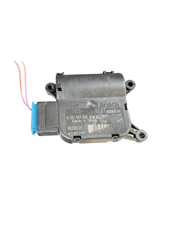 02192 Motoras clapeta aeroterma Seat / SKODA / VW COD 0132801336