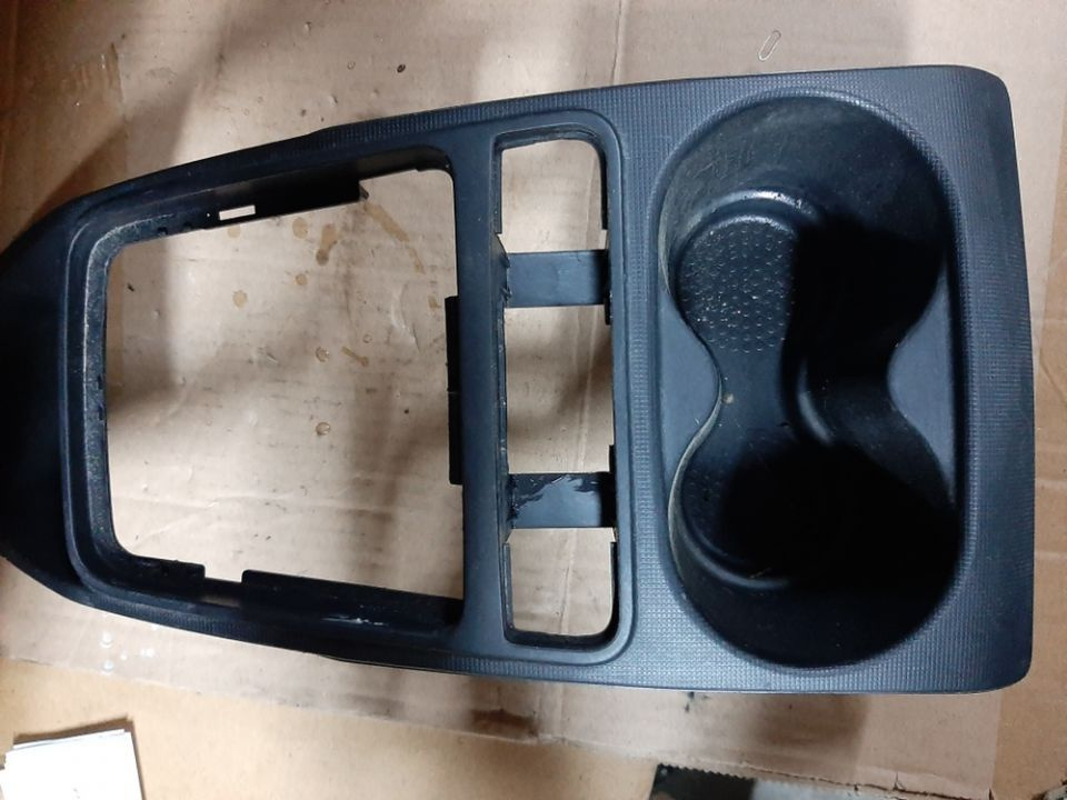 02252 Suport pahare Seat Ibiza