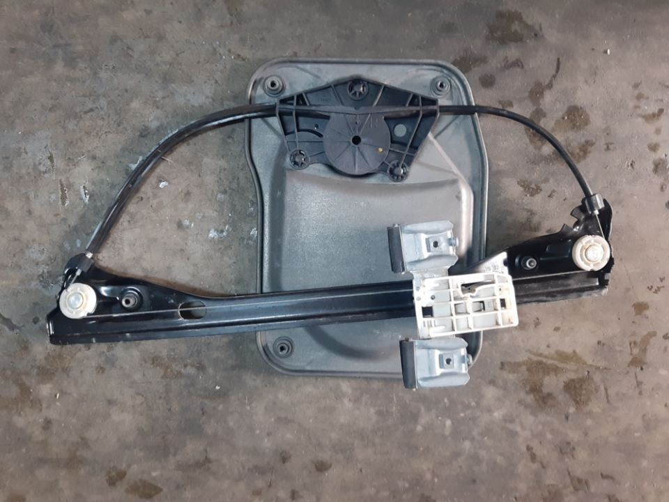 02731 Macara dreapta fata Skoda Fabia 2