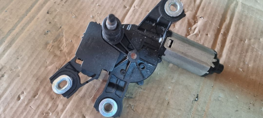 03195 Motoras stergator haion vw passat B6 b7 break 3c9955711a 03195