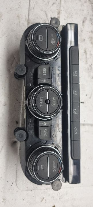 03443 Panou climatronic vw passat b8 5g0907044ag