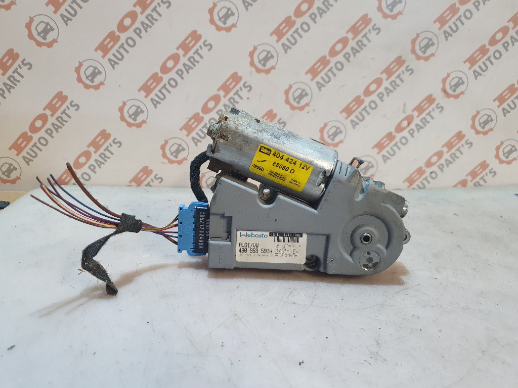 0346 4B0959591H MOTORAS TRAPA VOLKSWAGEN / SKODA / AUDI