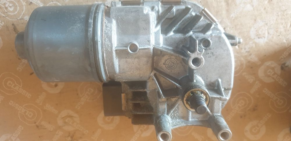 03561 Motoras stergator stanga fata Seat Leon 1