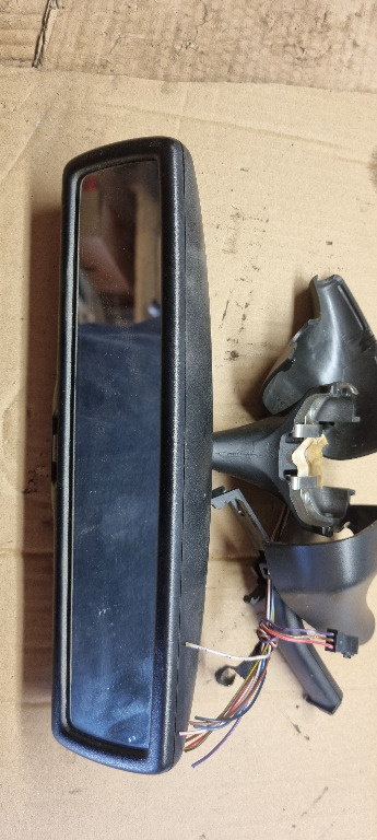 03946 Oglinda retrovizoare negru interior vw passat 1k0858547/548 e11026141