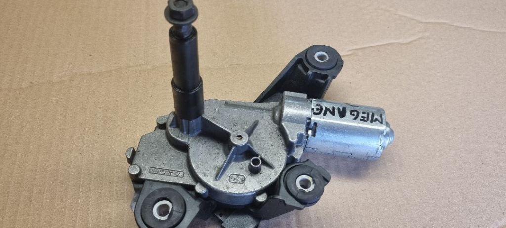 04161 Motoras stergator luneta haion renault megane 3 0390201847