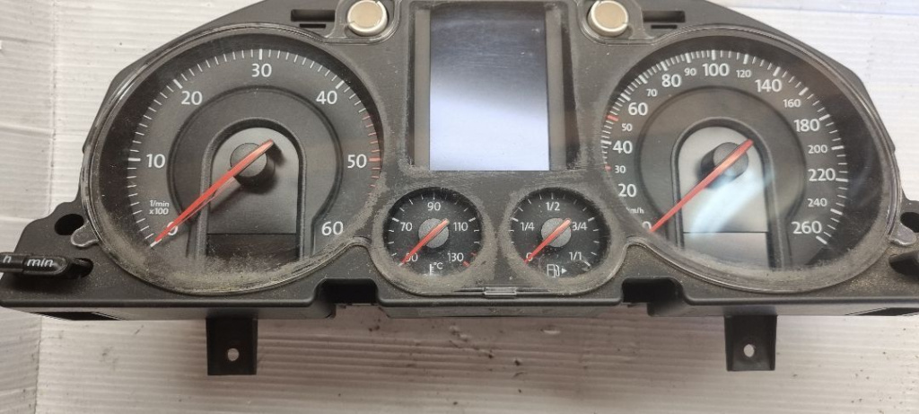 04357 06313 Ceasuri Bord Vw Passat b6 europa 3C0920871, A2C53117394, A2C53042108
