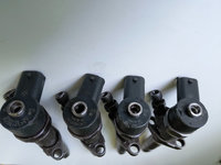 0445110141 8200146357 93190346 Bosch Injector Nissan Opel Renault 2.5 /2.3 dCi