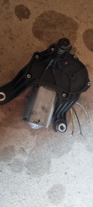 04569 Motoras stergator haion renault megane 3