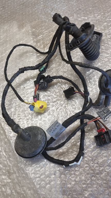 04675 Instalatie electrica usa dreapta fata audi a5 8t8971030k