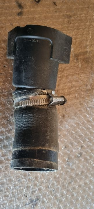 04696 05596 Tubulatura turbo 2.0 tdi 03l131111g