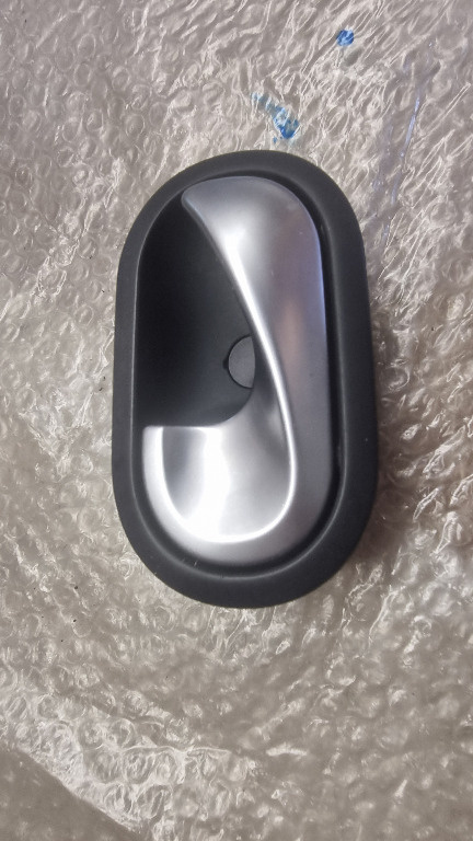 04727 Maner interior stanga spate Renault Megane II 8200028487