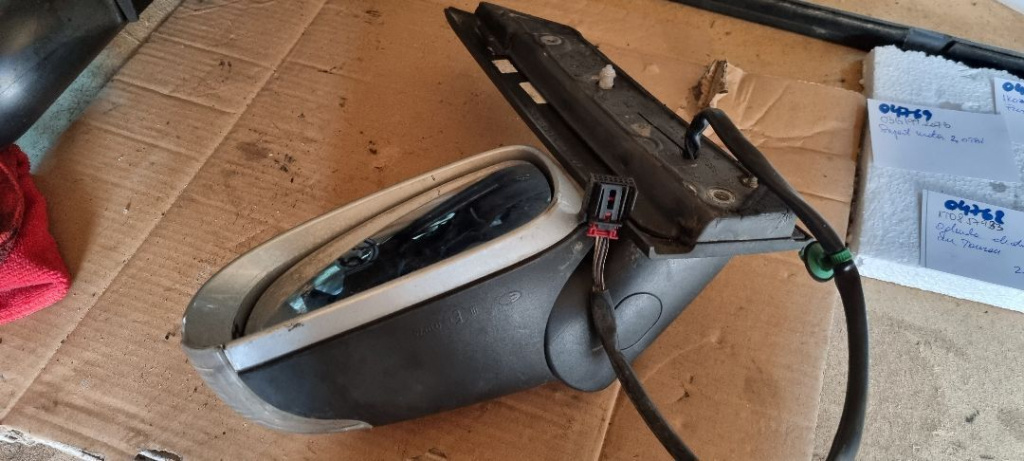 04768 Oglinda electrica stanga vw touran 1t0857933