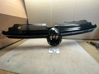 04869 GRILA CENTRALA VW GOLF 8 5H0853651N