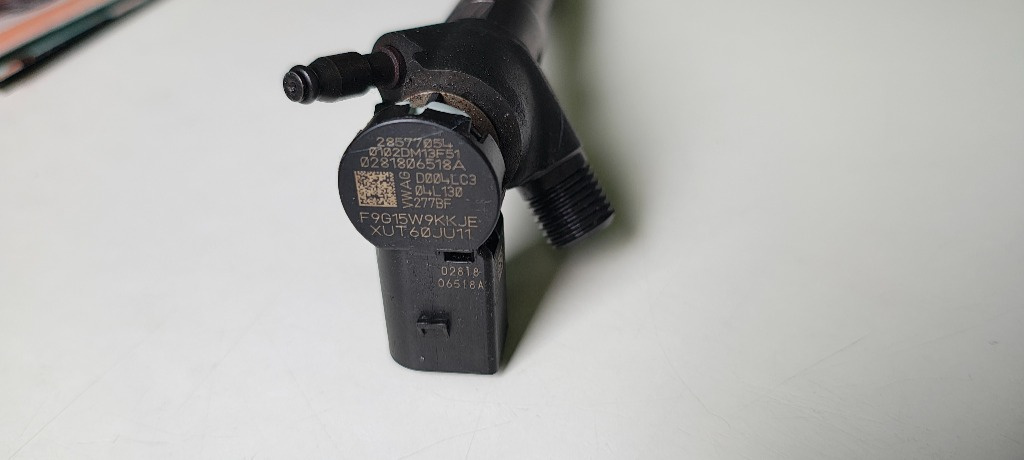 04L130277BF 04L130277AS 28577054 Delphi Injector Audi Seat Skoda VW 1.6 TDI