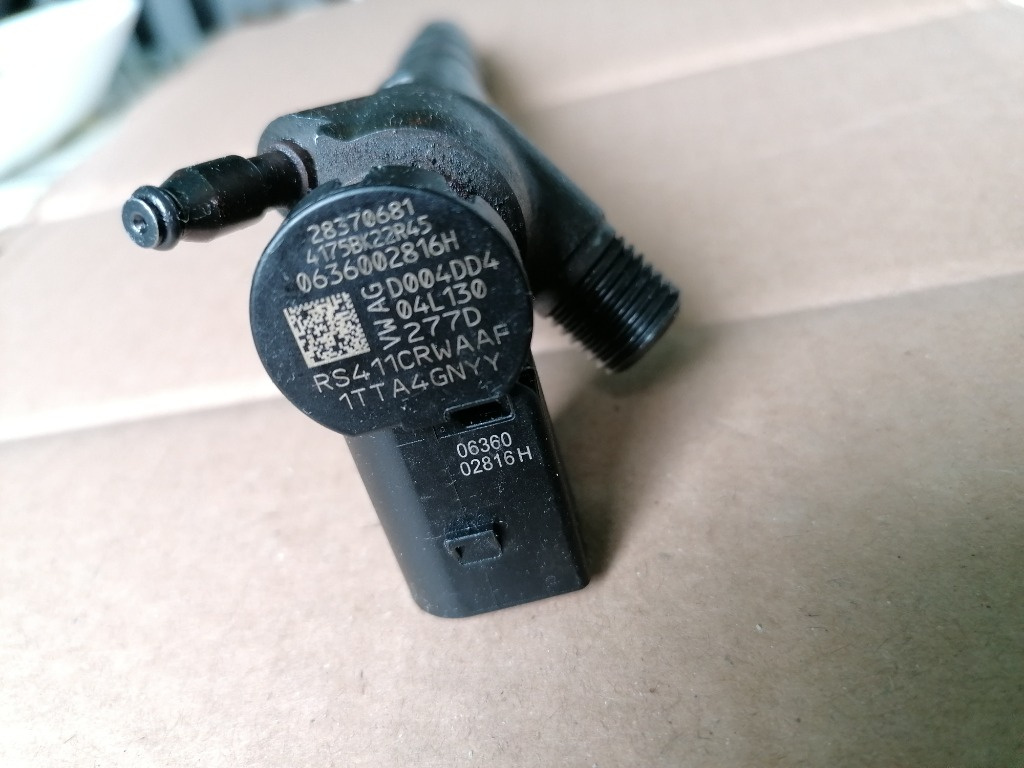 04L130277D 28370681 Delphi Injector Audi