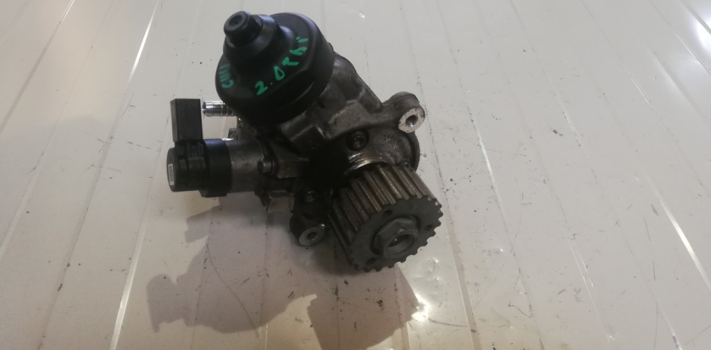 04L130755D Pompa inalta injectie VW Jett