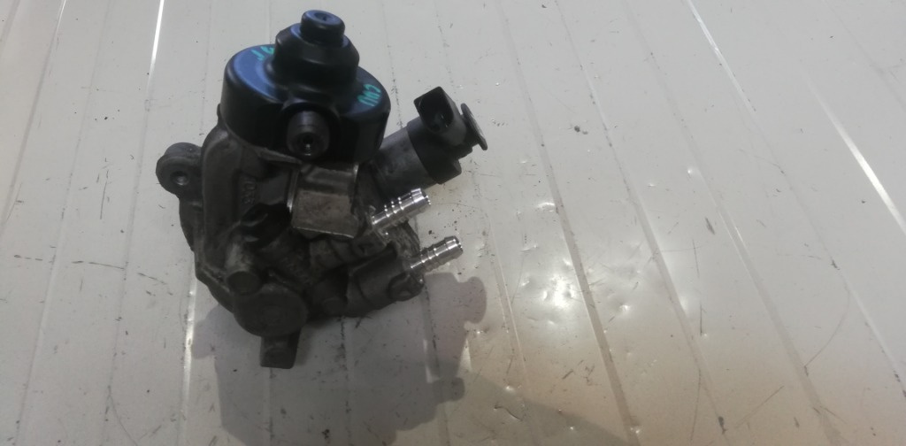 04L130755D Pompa inalta injectie VW Jett