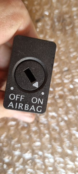 05082 Buton airbag on off volkswagen 3c0919237b