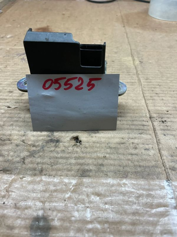 05525 BROASCA HAION VW COD PRODUS 5k0827505a
