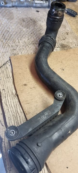 05811 Tubulatura intercooler 1.9 tdi octavia 2 1k0145762ck