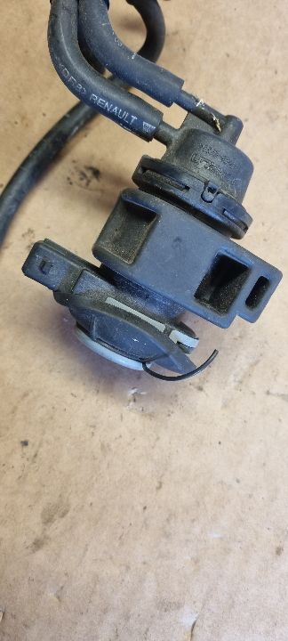 05837 Electrovalva supapa presiune 1.5 dci 8200661049