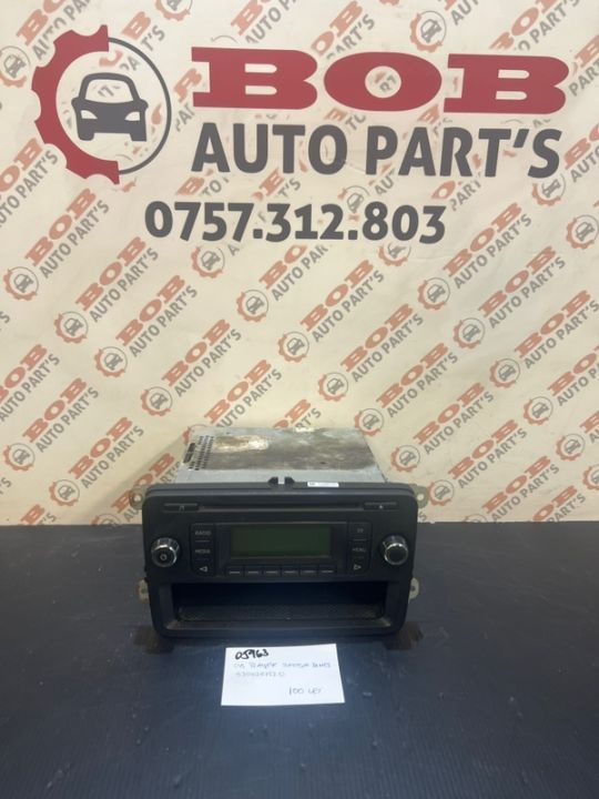 05963 Radio Cd-Player Skoda Blues 5J0035152C