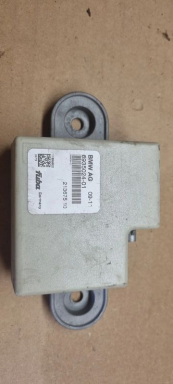 06394 Amplificator antena bmw 6935024 213675 10