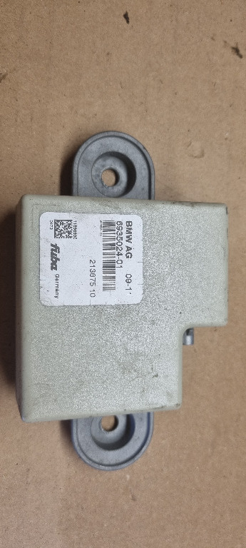 06394 Amplificator antena bmw 6935024 213675 10