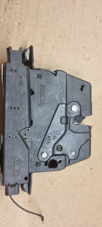 06402 Broasca portbagaj bmw f10 918064-104 163672-10