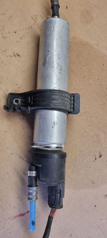 06407 Preincalzitor motorina senzor presiune motorina 2.0 d bmw f10 f3002 8517902-01