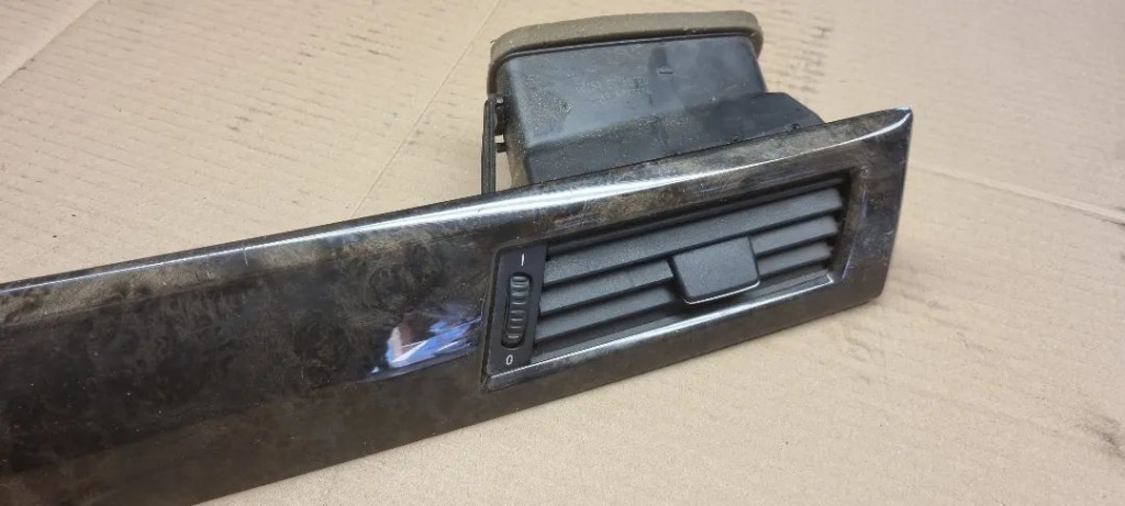 06417 Grila aer bord dreapta bmw E 60 141218-10 6422 6910732