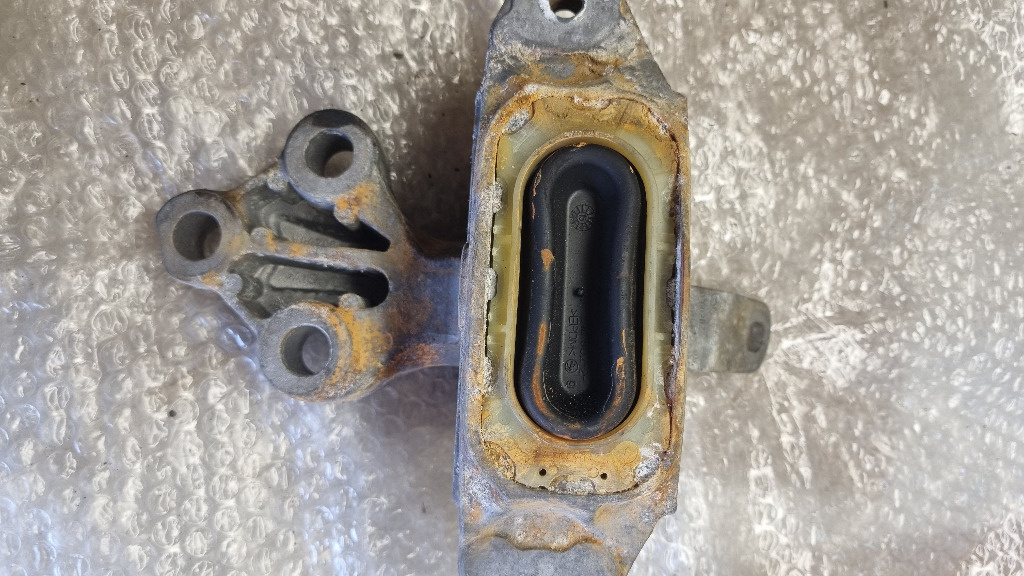 06520 Suport motor opel astra j 1.7 cdti
