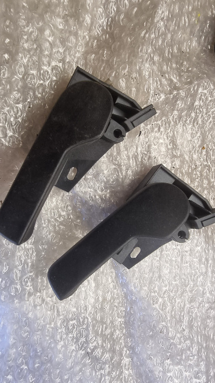 06582 06731 Maner deschidere capota motor 1K1823633 Vw