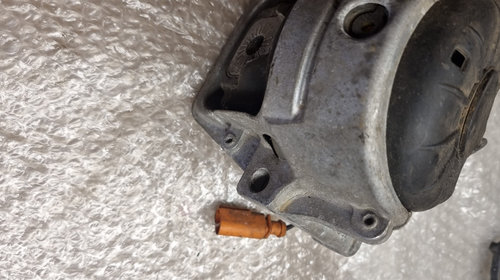 06682 Suport Tampon Motor Stanga cu Senzor Audi A4 A5 2.0 TDI 8k0199381