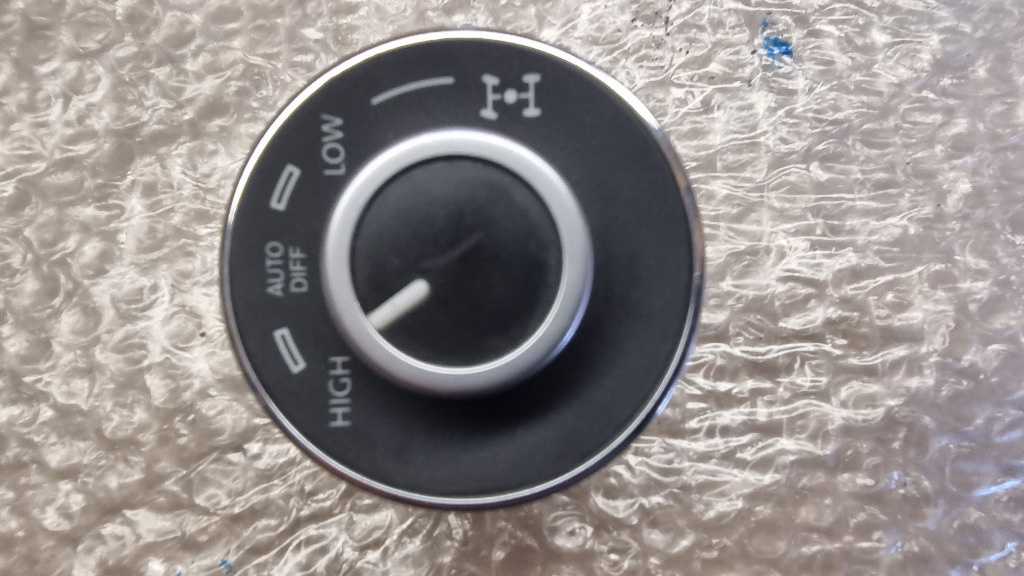 06685 Buton actionare diferential 7L6941435N pentru Vw Touareg