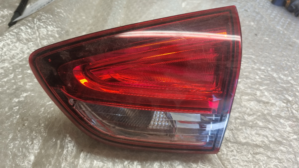 06778 Stop dreapta pe haion renault Clio 4 BK 20535748r