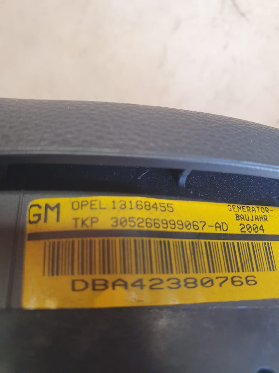 06846 AIRBAG VOLAN OPEL ASTRA H 13168455